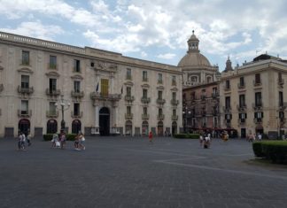 Piazza Università, Catania