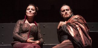 Gaia Aprea e Luca Lazzareschi in Macbeth. Foto Fabio Donato