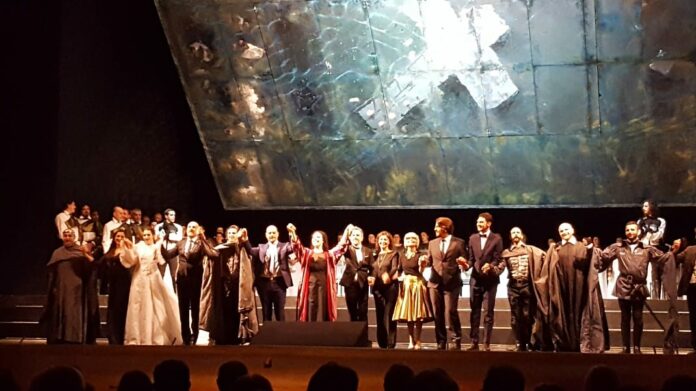 la straniera al Teatro Bellini