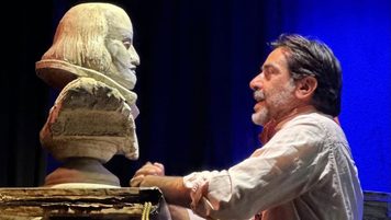 Agrigento, “Essere o non essere Shakespeare”, il 21 agosto a Caltabellotta e il 25 agosto a Montevago il Bardo raccontato da Sergio Vespertino