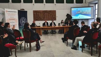 Restanza, a Modica il Sud che vuole restare si conta: “Non un atto di coraggio, ma una scelta possibile”